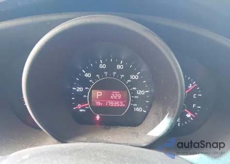 2015 Kia Soul z USA, uszkodzony, nr VIN KNDJN2A24F7163588